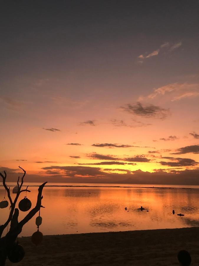 The Exile Sunset Bar & Bungalow Gili Trawangan Extérieur photo